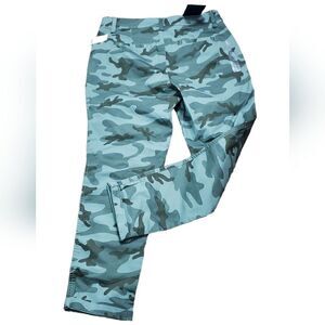 NWT Gap Camo Green Cuffed Pants